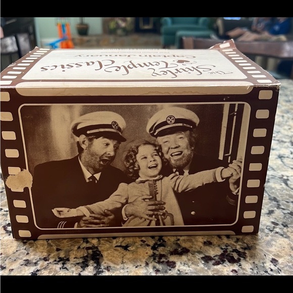 New Shirley Temple Classics “Captain January” - Picture 5 of 7